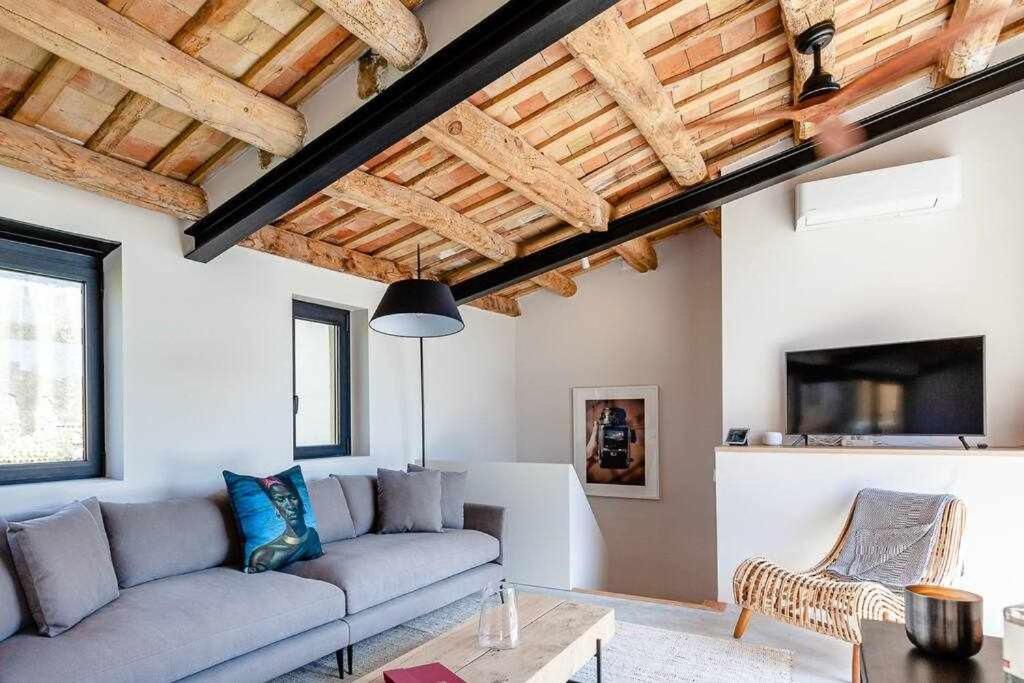 ז'ירונה Velo Vern 3 Luxury Penthouse W Views Of City Wall מראה חיצוני תמונה