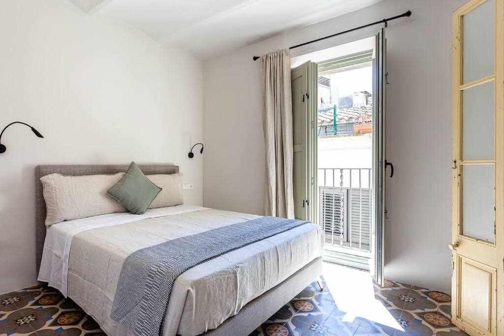 ז'ירונה Velo Vern 3 Luxury Penthouse W Views Of City Wall מראה חיצוני תמונה