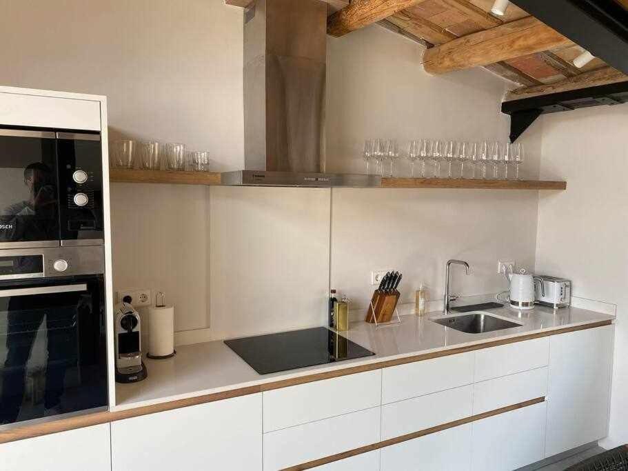 ז'ירונה Velo Vern 3 Luxury Penthouse W Views Of City Wall מראה חיצוני תמונה