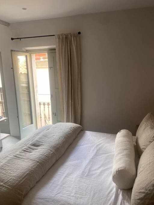 ז'ירונה Velo Vern 3 Luxury Penthouse W Views Of City Wall מראה חיצוני תמונה